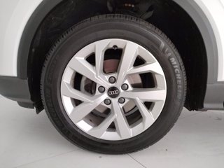 AUDI Q2 30 2.0 tdi business