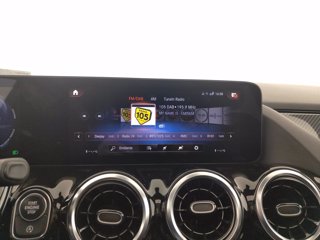 MERCEDES Gla 200 d premium auto