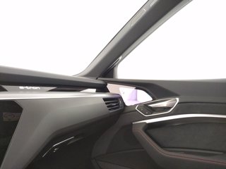 AUDI Sq8 sportback e-tron sport attitude quattro