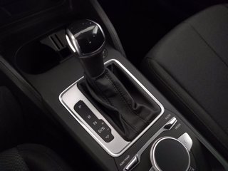 AUDI Q2 30 2.0 tdi admired s-tronic