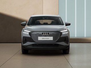 AUDI Q4 40 e-tron