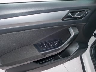 VOLKSWAGEN T-roc 1.0 tsi life 110cv