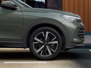 VOLKSWAGEN Tiguan 1.5 etsi elegance 150cv dsg