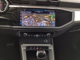 AUDI Q3 35 2.0 tdi business advanced s-tronic