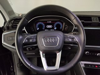 AUDI Q3 35 1.5 tfsi business
