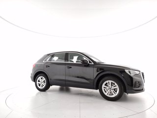AUDI Q3 35 1.5 tfsi business