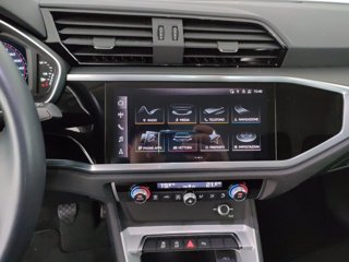 AUDI Q3 35 2.0 tdi business