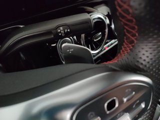 MERCEDES Gla 200 d premium auto