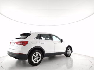 AUDI Q3 35 1.5 tfsi business