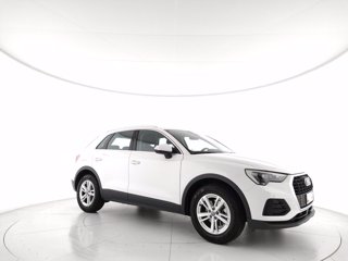AUDI Q3 35 1.5 tfsi business