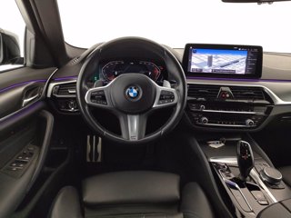 BMW 540d touring mhev 48v xdrive msport auto