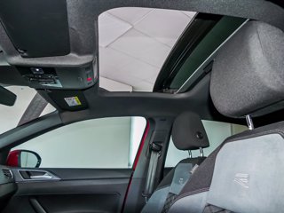 VOLKSWAGEN Taigo 1.5 tsi r-line 150cv dsg