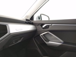 AUDI Q3 35 1.5 tfsi business advanced s-tronic