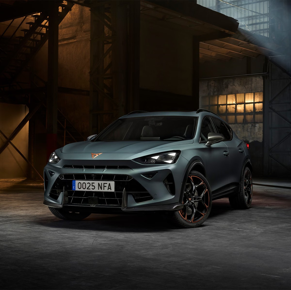 Dettaglio frontale CUPRA Formentor VZ5