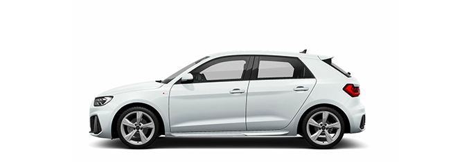 Audi A1 Sportback vista frontale su strada urbana