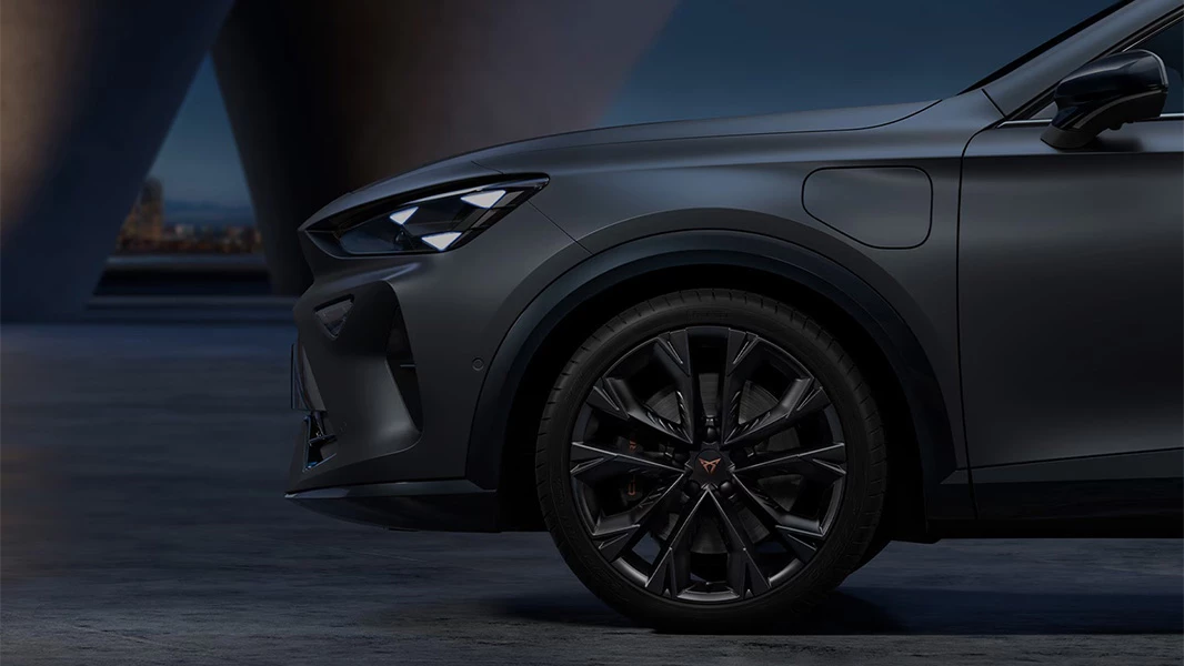 Imgi 158 Header Cupra S 1