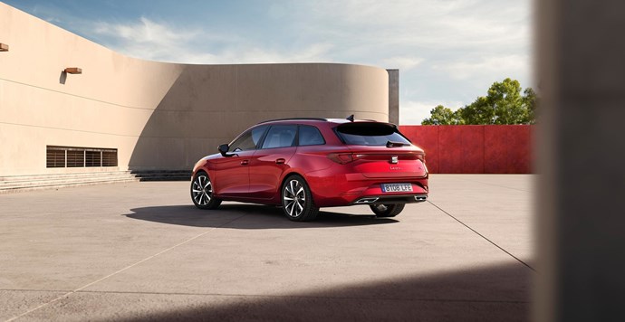 Nuova Seat Leon Sportstourer 01