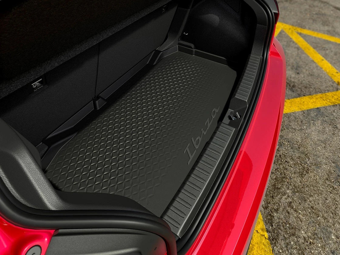 Imgi 174 Seat Ibiza In Desire Red Semi Rigid Boot Tr