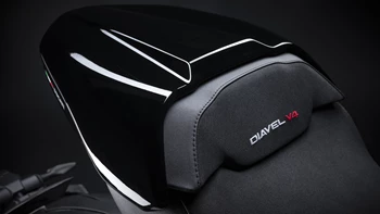 Ducati Diavel V4 MY23 Overview Gallery 1920X1080 06