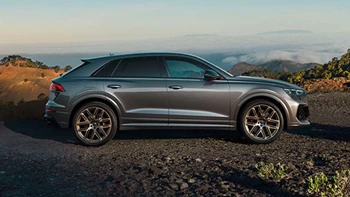 Audi RS Q8 Gallery 2