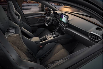 Cupra Leon 2024 Interior Driver Passenger Seat Infotainment (1)