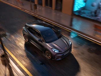 Imgi 46 Cupra Raval Vz Plasma With Manhattan Grey Roof Driving